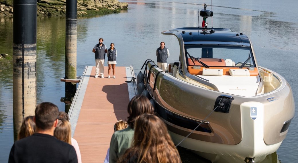 Luxury Yacht Cruise