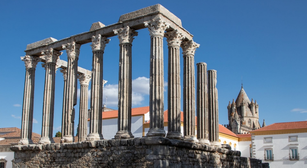 Templo Romano de Évora, Templo de Diana