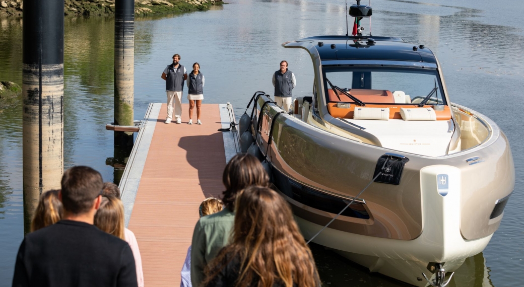 Family Yacht Cruise BBDouro